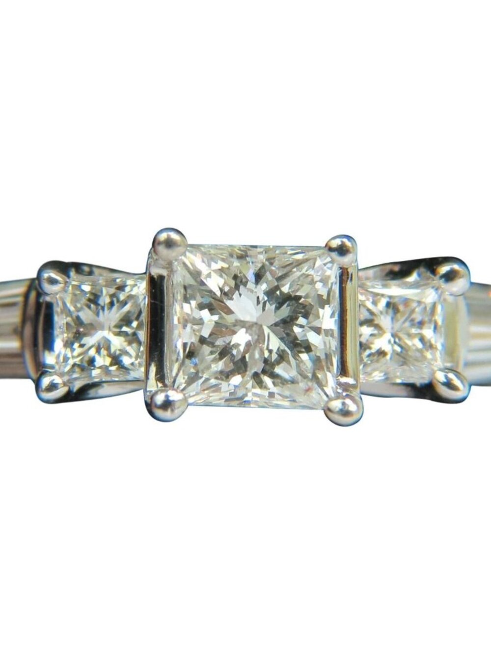 1.30CT CLASSIC PRINCESS NATURAL DIAMOND RING 14KT I/SI-2*